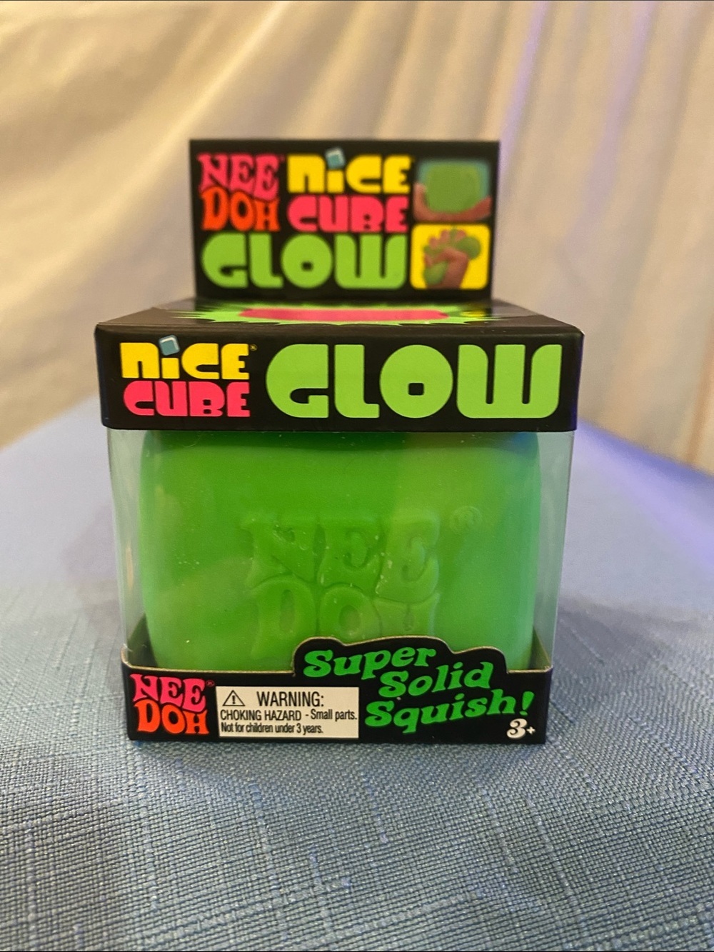 Nice Cube Glow Super Solid Squish - Green